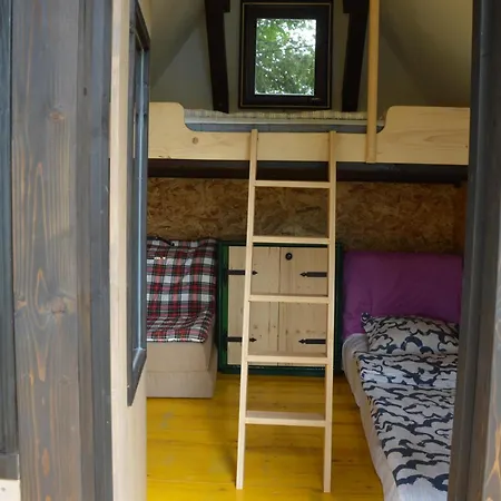 Dağ evi Glamping Gradisko